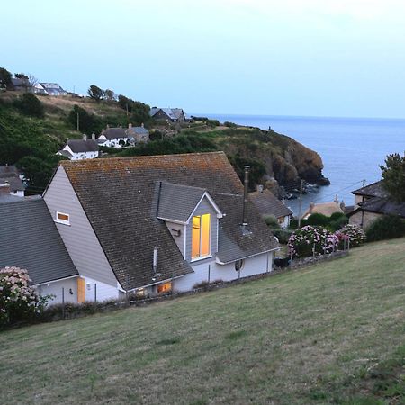Spinnaker Cadgwith Holiday Home Luaran gambar