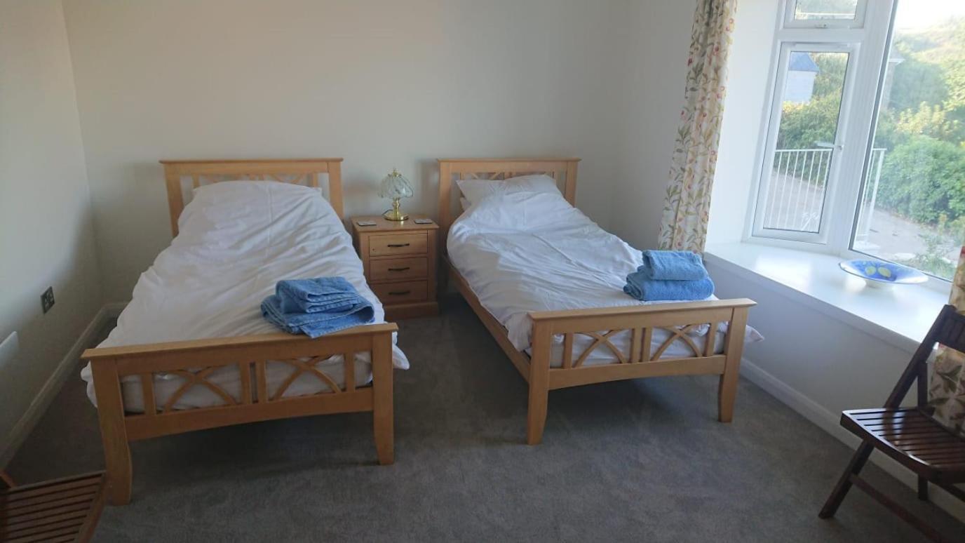 Spinnaker Cadgwith Holiday Home Luaran gambar