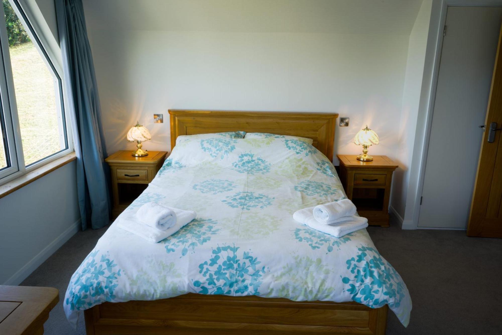 Spinnaker Cadgwith Holiday Home Luaran gambar